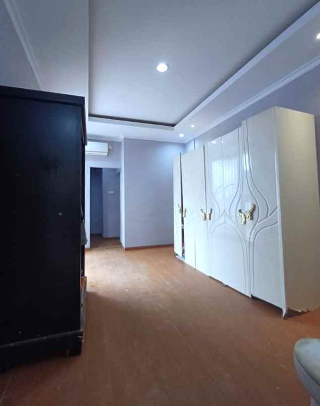 dijual rumah jagakarsa raya