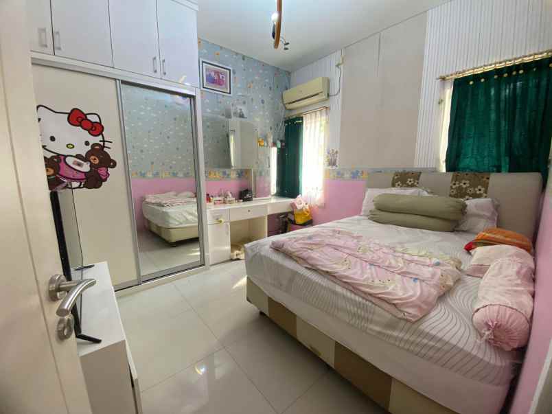 dijual rumah jalan alam galaxy