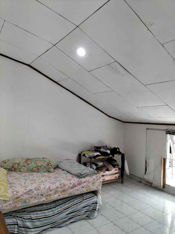 dijual rumah jalan budi