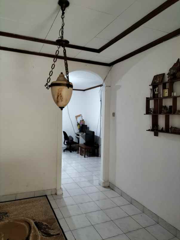 dijual rumah jalan budi
