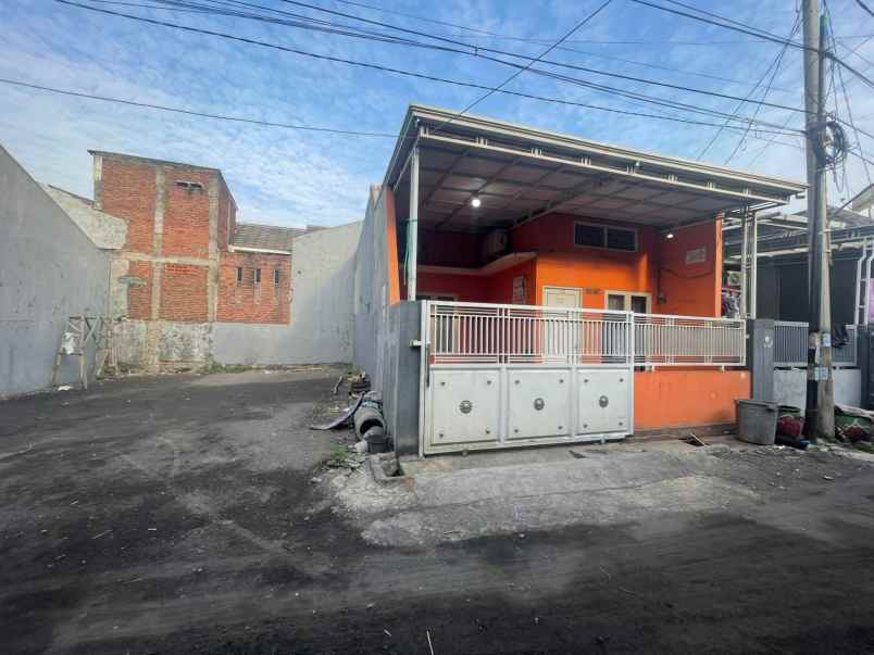 dijual rumah jalan by pass sedati sidoarjo