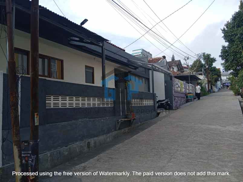 dijual rumah jalan cihanjuang