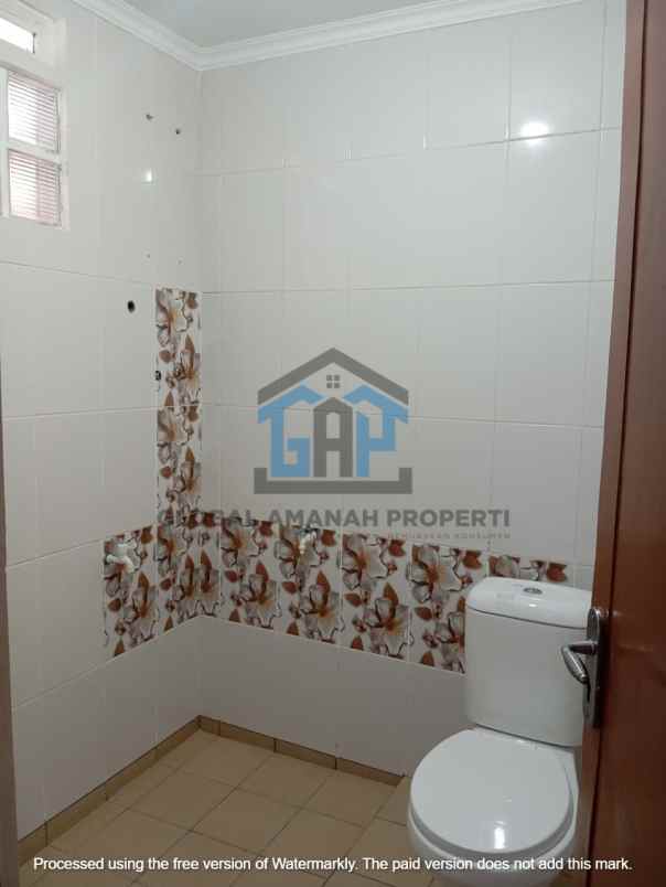 dijual rumah jalan cihanjuang