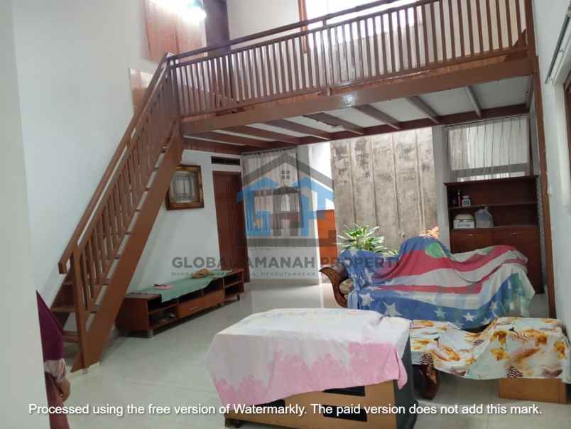 dijual rumah jalan cihanjuang