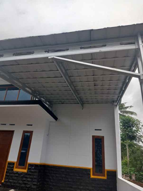 dijual rumah jalan gg villa harapan iii