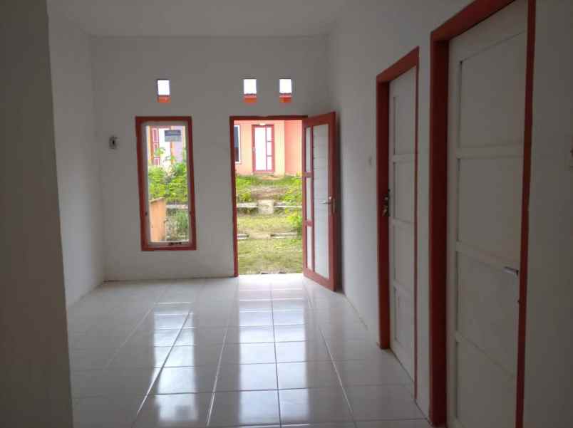 dijual rumah jalan merapi perumahan