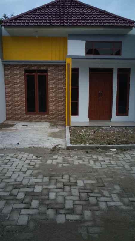 dijual rumah jalan pembinaan hulu laut