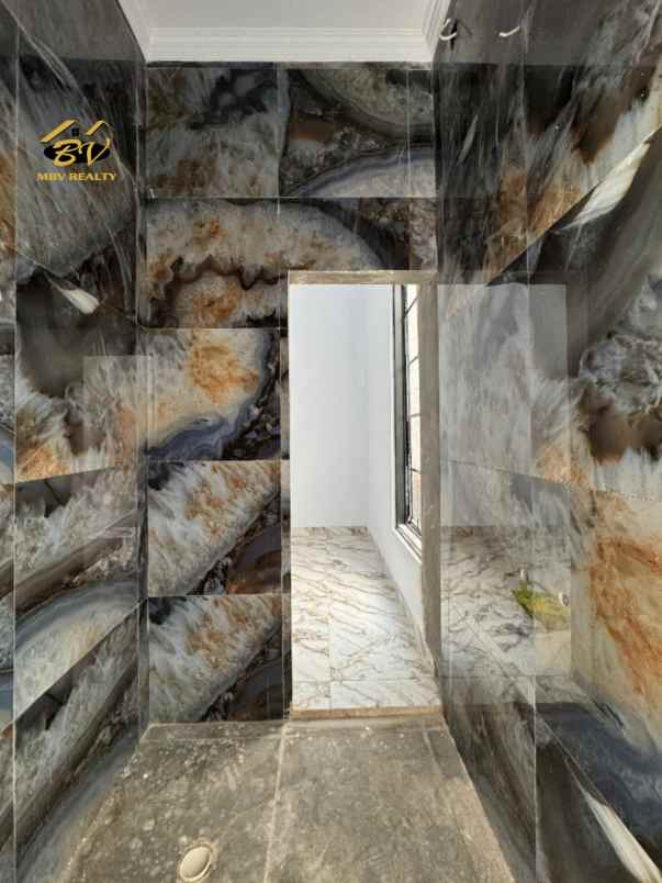 dijual rumah jalan raya cimanggis