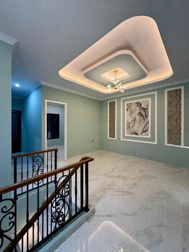 dijual rumah jalan raya jagakarsa