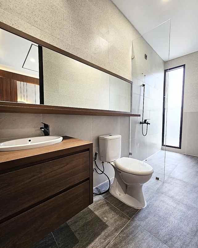 dijual rumah jalan raya pondok cabe