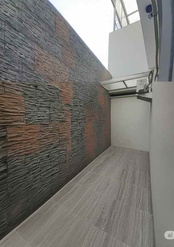 dijual rumah jalan royal residence