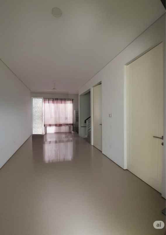 dijual rumah jalan royal residence