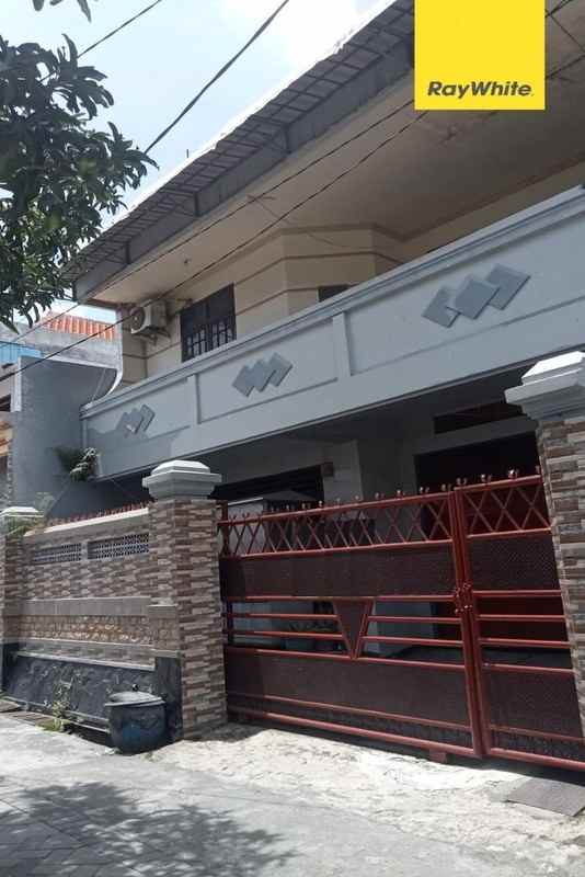 dijual rumah jalan simokerto surabaya lt 175m2 shm