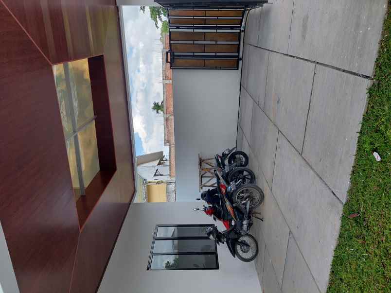 dijual rumah jalan soekarno hatta pekanbaru