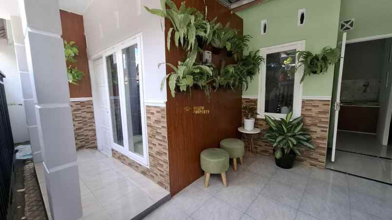 dijual rumah jambidan