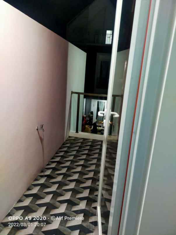 dijual rumah jatibening