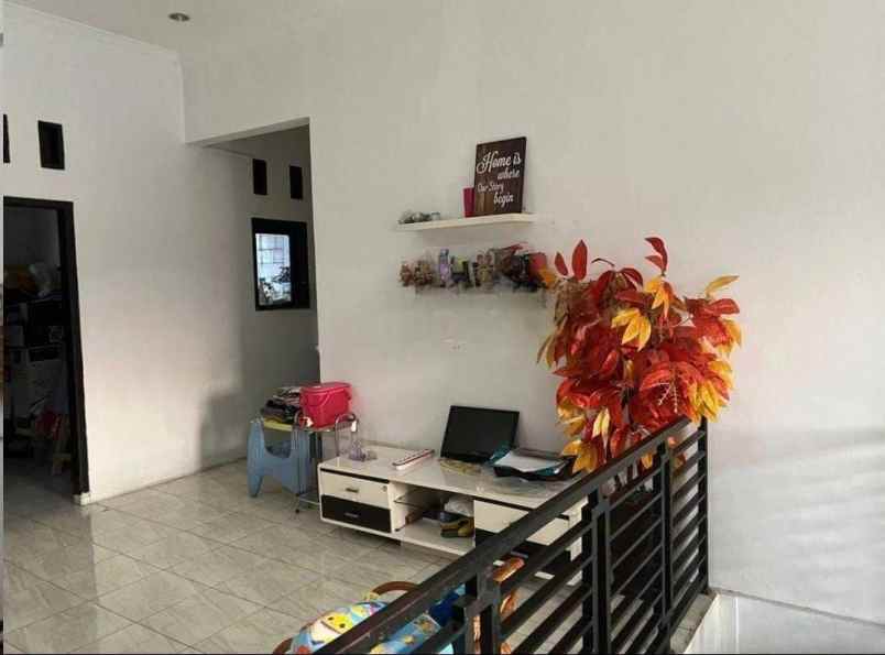 dijual rumah jatiwaringin bekasi