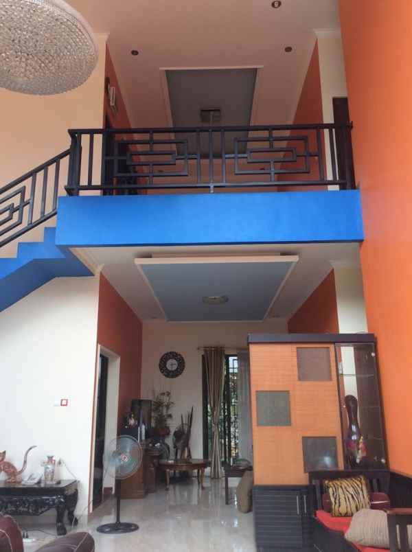 dijual rumah jl almadinah jaticempaka