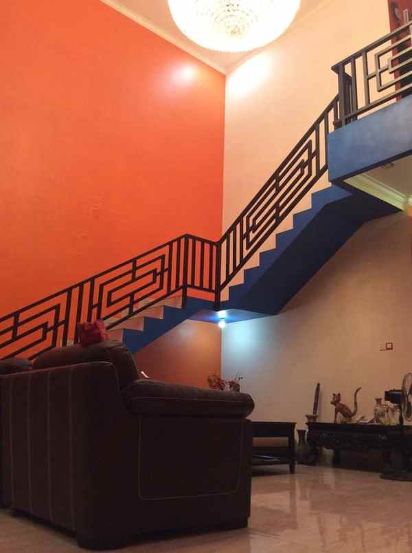 dijual rumah jl almadinah jaticempaka