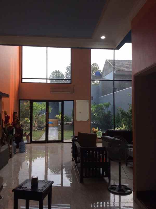 dijual rumah jl almadinah jaticempaka