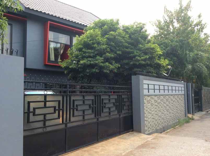 dijual rumah jl almadinah jaticempaka