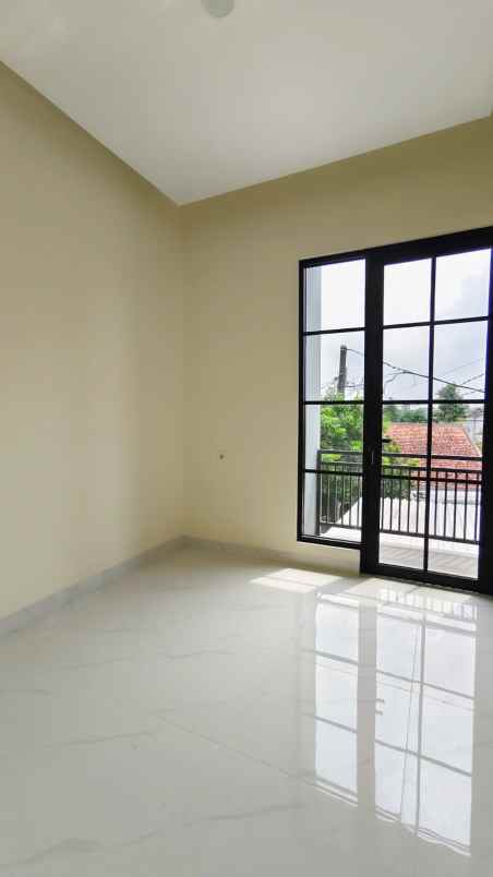 dijual rumah jl bengkong padurenan