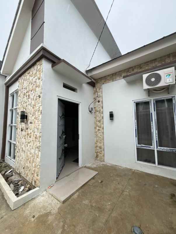 dijual rumah jl cemara bahagia