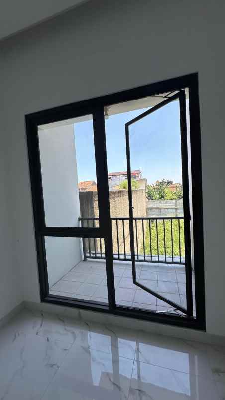 dijual rumah jl cijaura buah batu