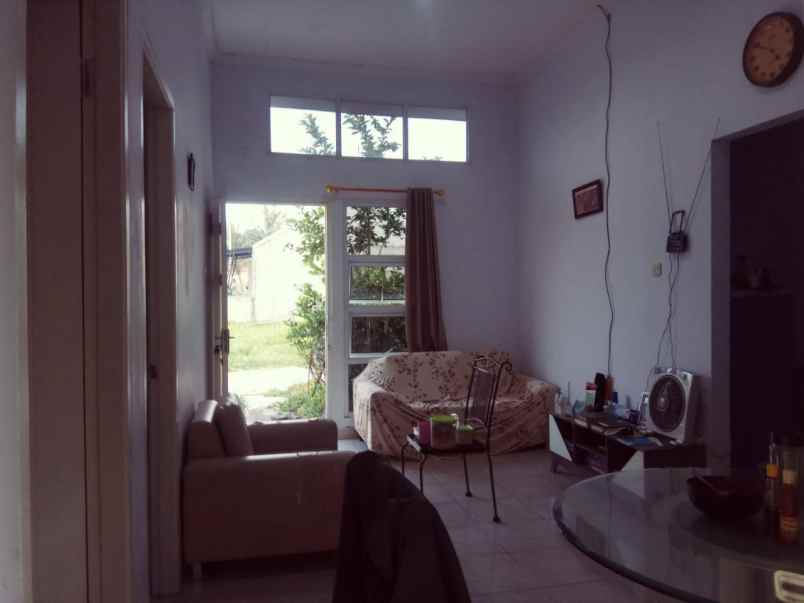 dijual rumah jl kapten kosasih cibeureum