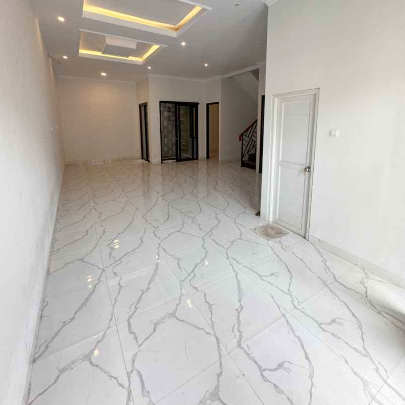 dijual rumah jl kebagusan wates no 36