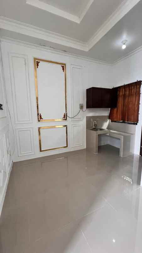 dijual rumah jl lembah sari