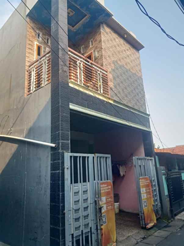 dijual rumah jl penggilingan cakung