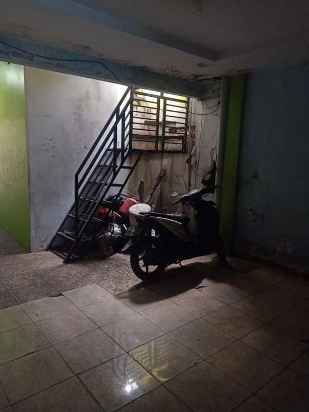 dijual rumah jl penggilingan cakung