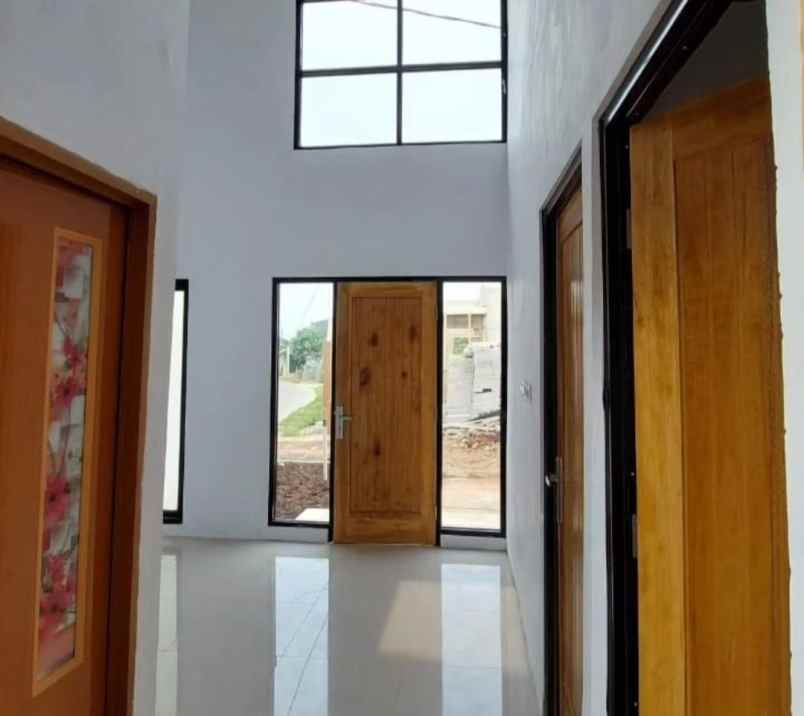 dijual rumah jl raya setu wates