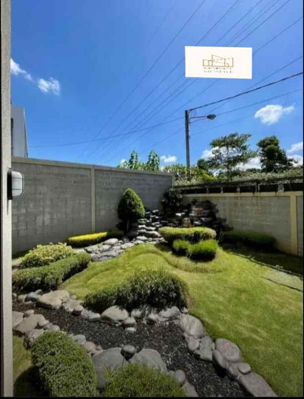 dijual rumah jl setiabudi budi indah