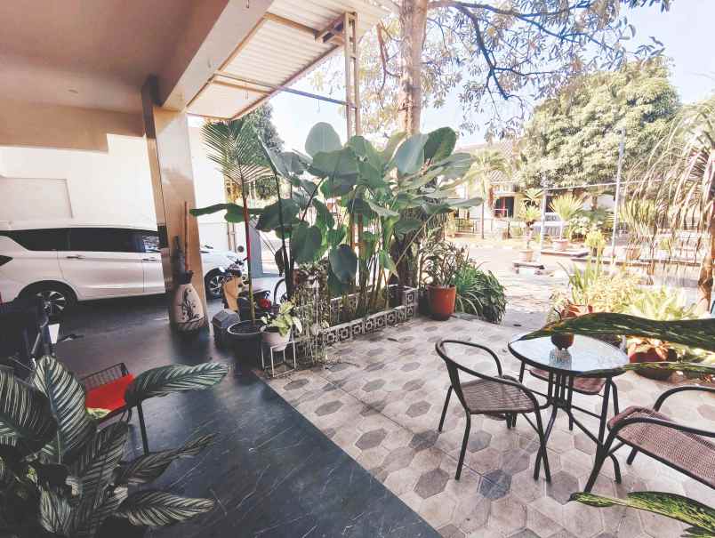 dijual rumah jl wates km 3 sebelah