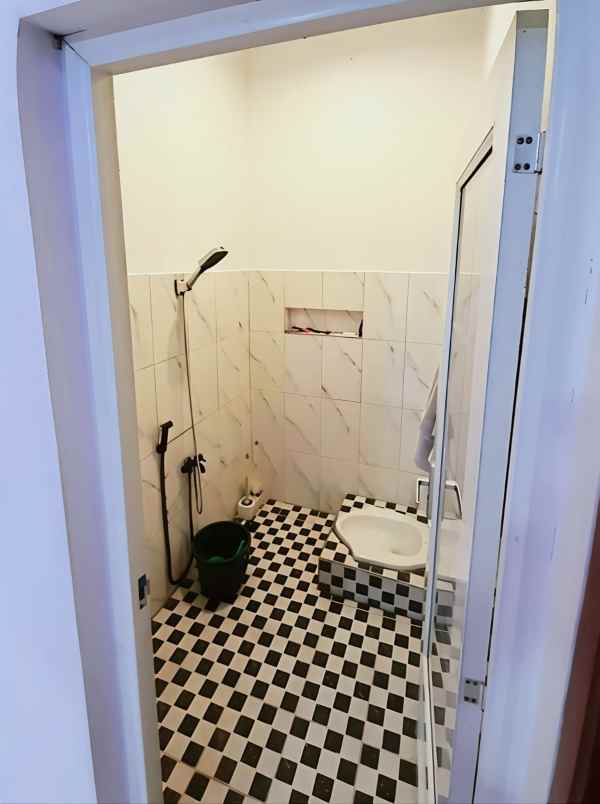 dijual rumah jln bojongwaru rancamulya