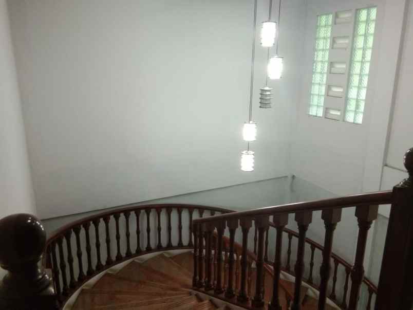 dijual rumah jln haji dogon kavling