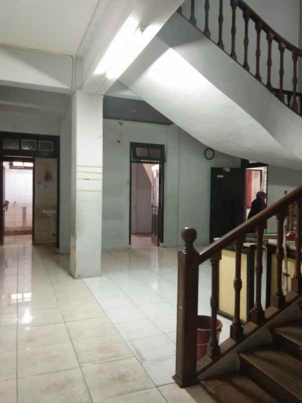 dijual rumah jln haji dogon kavling