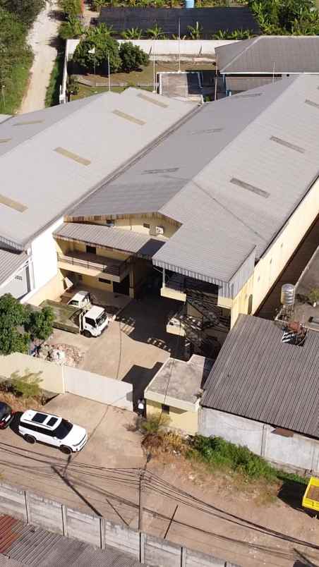dijual rumah jln raya pasar kemis tangerang