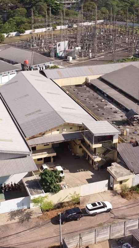 dijual rumah jln raya pasar kemis tangerang