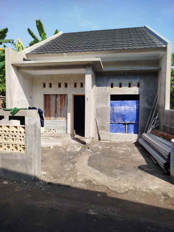 dijual rumah kalasan