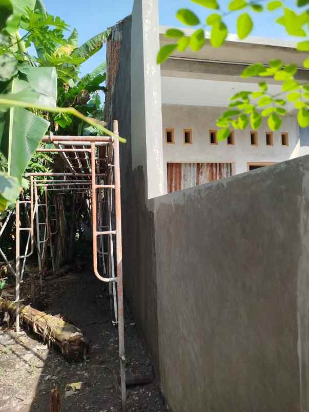 dijual rumah kalasan