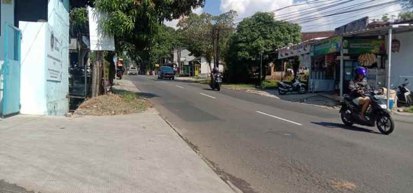 dijual rumah kampung ngrembel gunungpati
