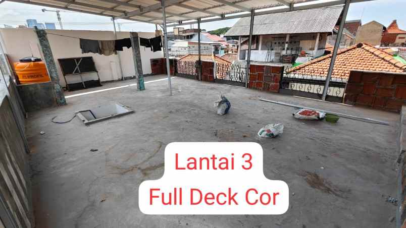 dijual rumah karah