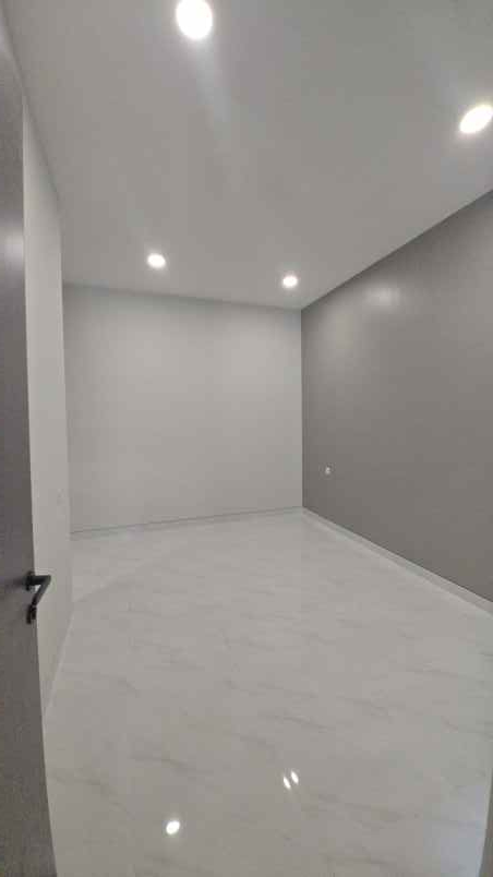 dijual rumah kedung baruk