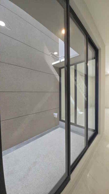 dijual rumah kedung baruk