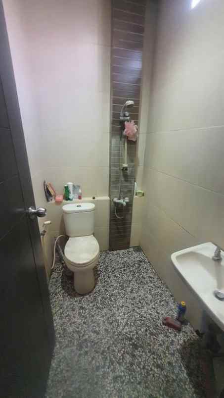 dijual rumah komp grand sharon bandung