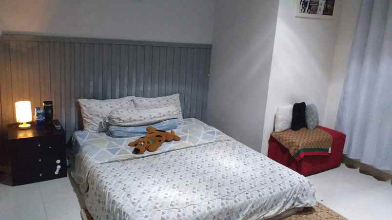 dijual rumah komp permata cisaranten