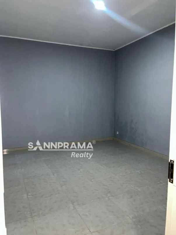 dijual rumah kukusan